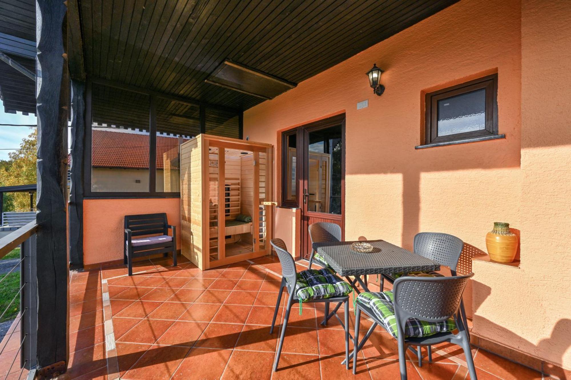 Juras Country House, Bazen, Sauna ,Hot Tube,Vrt Sveti Ivan Zelina Exterior foto